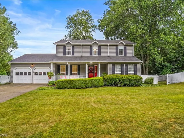 4530 Pine Ridge Dr, Stow, OH 44224