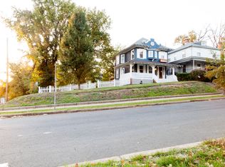 3002 25th St NE, Washington, DC 20018