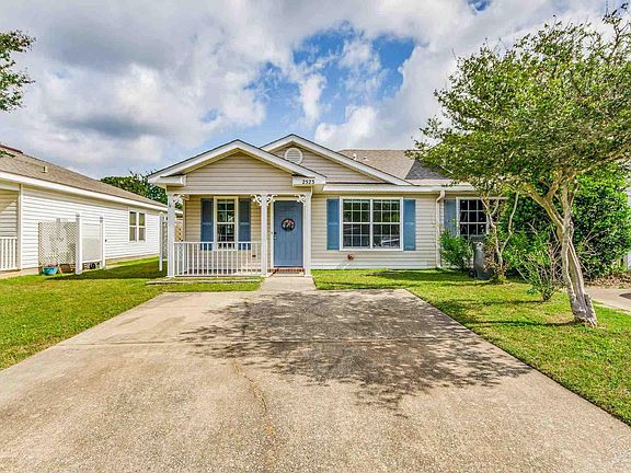 2nd image of 2523 Trailwood Dr