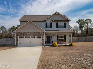 126 Heron Watch Dr, Hubert, NC 28539