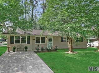 8036 Fairlane Dr, Denham Springs, LA 70726