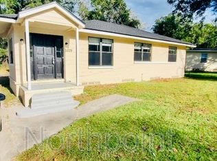 5229 Cleveland Rd, Jacksonville, FL 32209