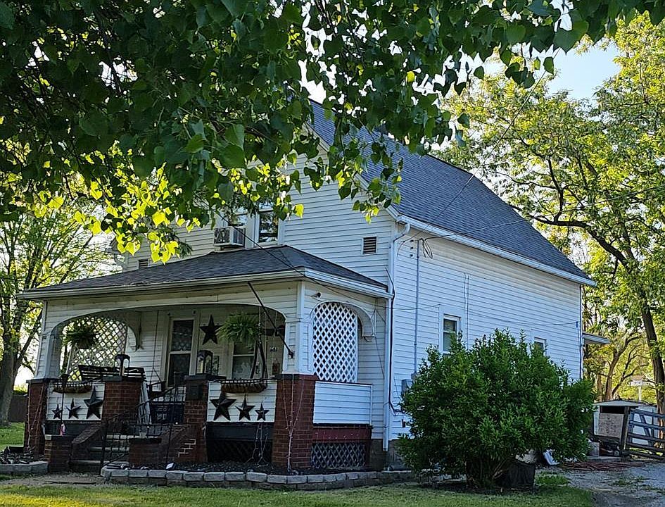 2nd image of 807 E 34th St
