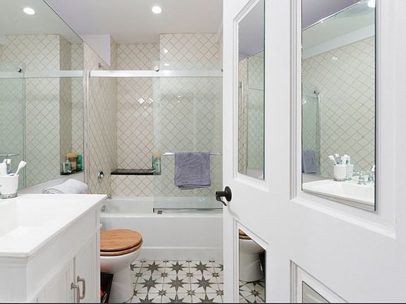 2nd image of 7 W 92nd St #5GG