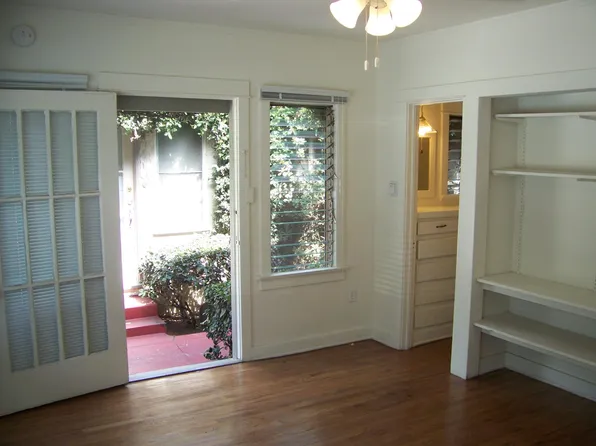 7228 Fountain Ave #10, Los Angeles, CA 90046