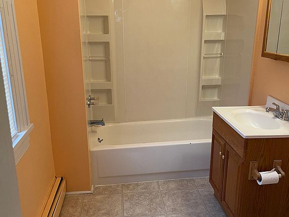 Full bathroom