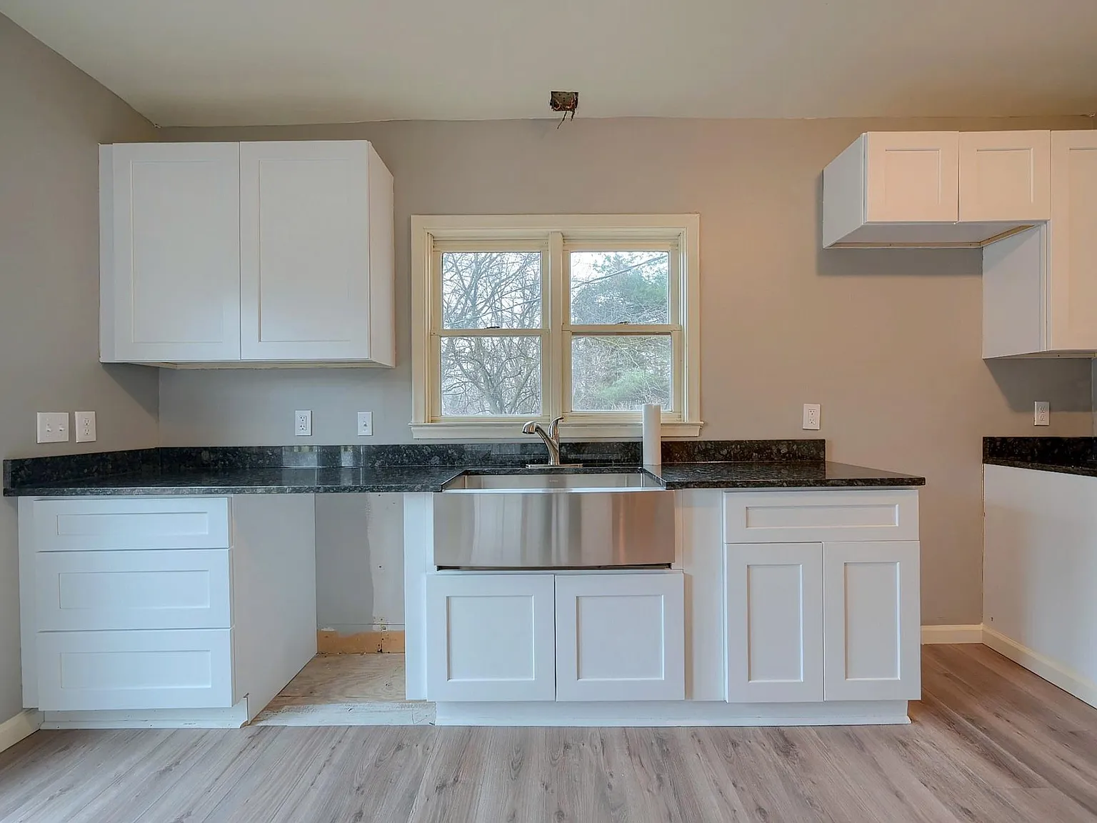 4 bed, 1674 sqft, $5,000 — Photo 2