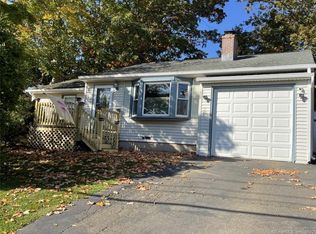 254 Hepburn Rd, Hamden, CT 06517