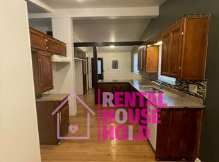 5415 S Gulley Rd, Dearborn Heights, MI 48125