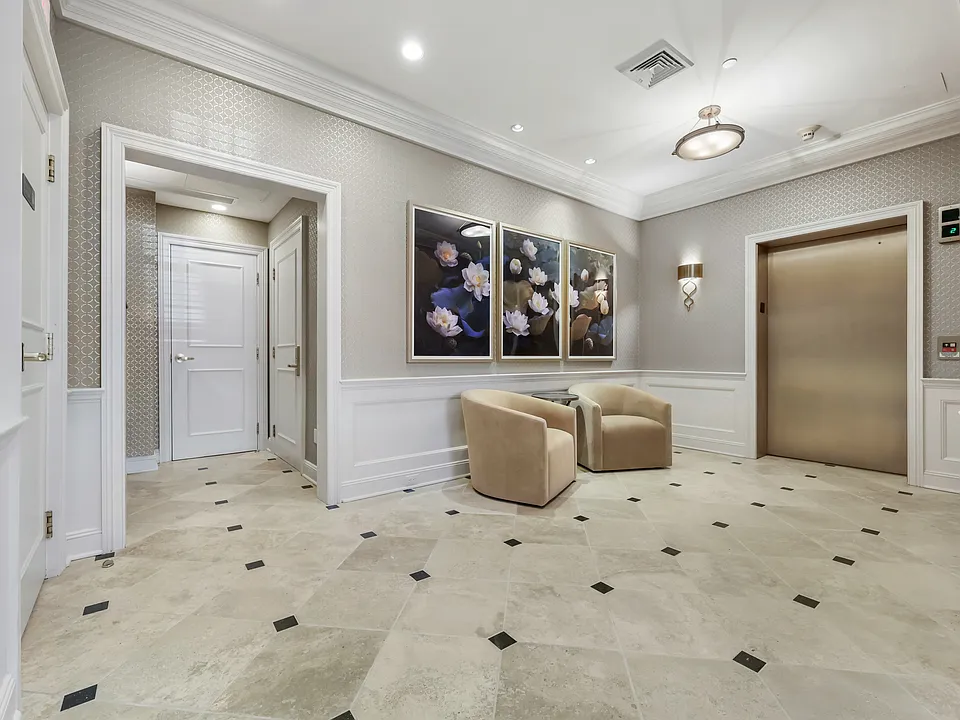 Impeccably maintained luxury elevator building