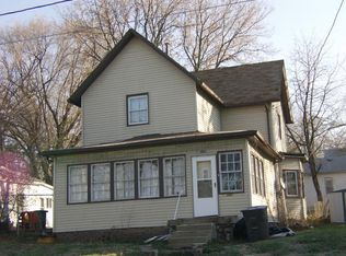1011 E 9th St, Des Moines, IA 50316