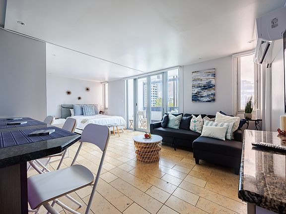 5th image of 1407 Avenue Ashford