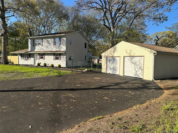 279 Beaver Drive, Mastic Beach, NY 11951