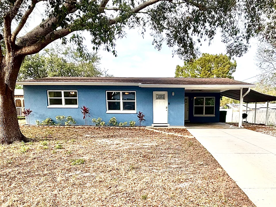 86 Maple Ave