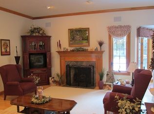 W1457 E Vaness Rd, Oostburg, WI 53070