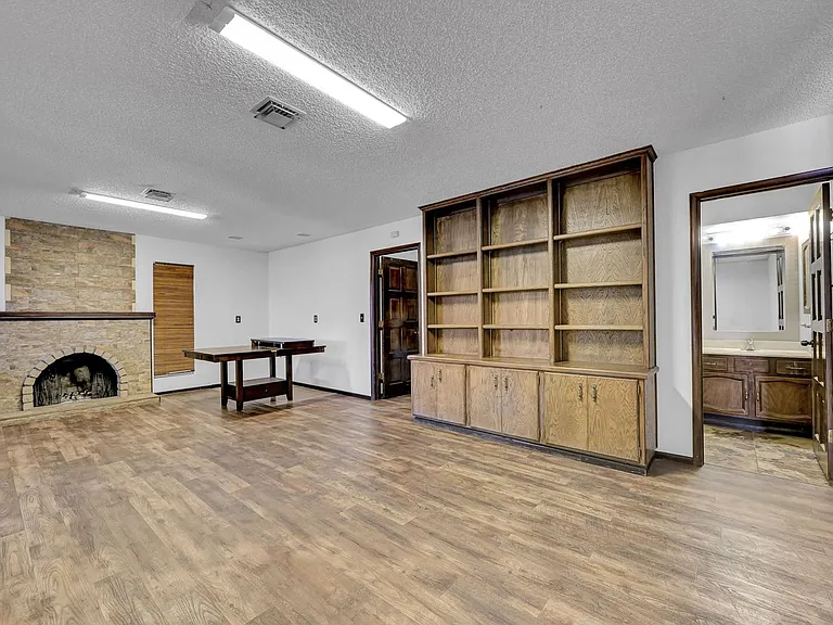 6975 Obannon Dr — Photo 9