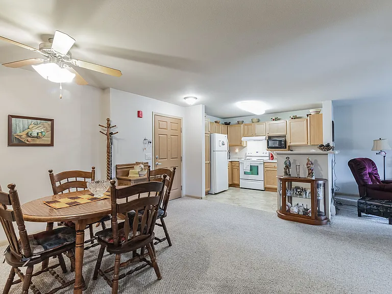 237 Cook Ave — Photo 42