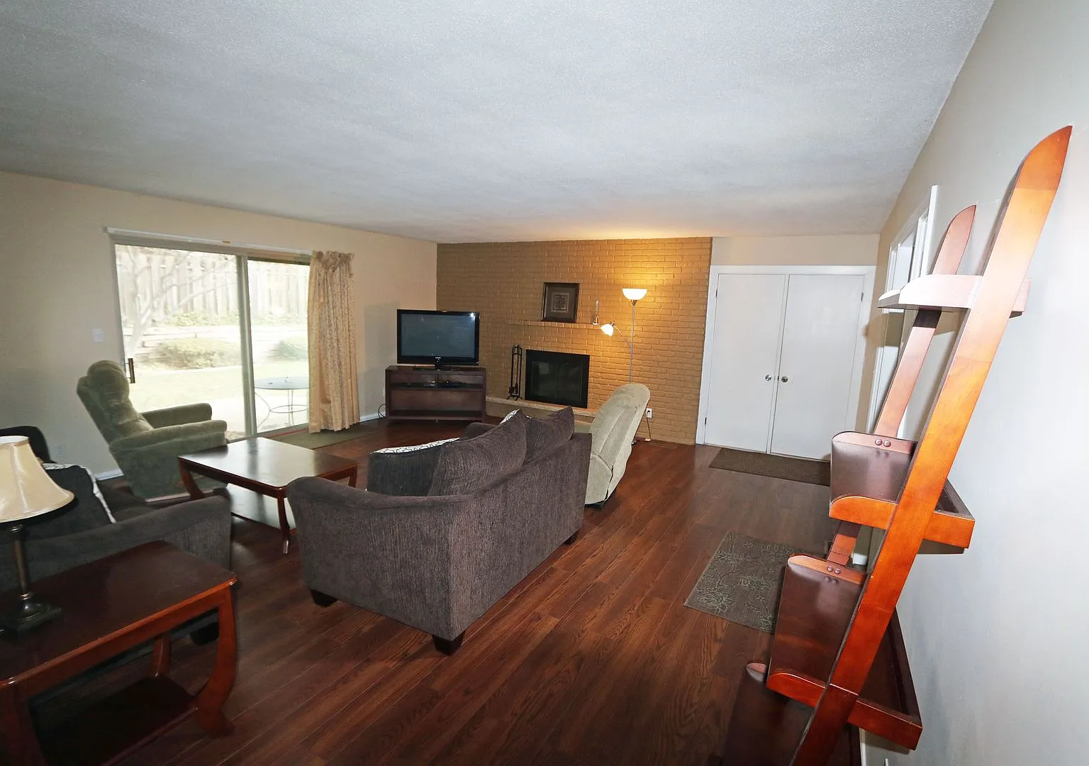 3-bedroom, 3 bathroom furnished home in Saint Joseph — Photo 4