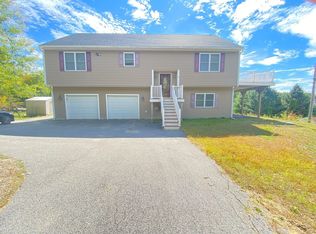 9 Old Rochester Rd, Center Barnstead, NH 03225