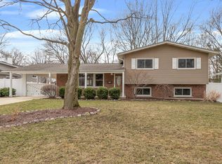 5626 Primrose Ave, Lisle, IL 60532