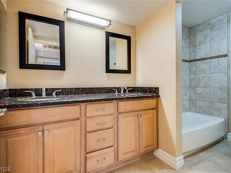 1900 Villa Palms Ct #103 — Photo 10