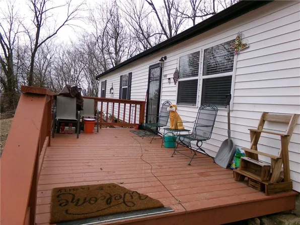 602 Parnell St, Richmond, MO 64085