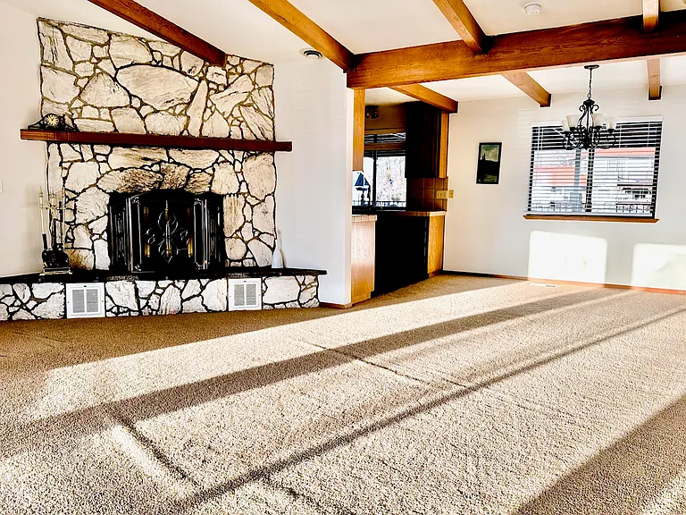 695 Ketch Ct — Photo 21