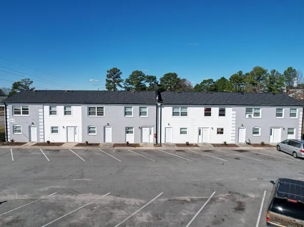 Arlington Village Townhomes
