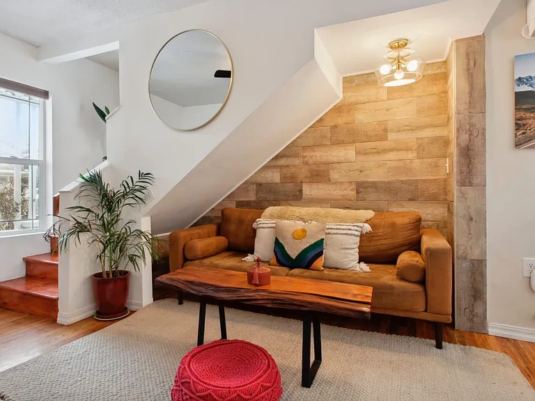 3435 N Franklin St — Photo 3