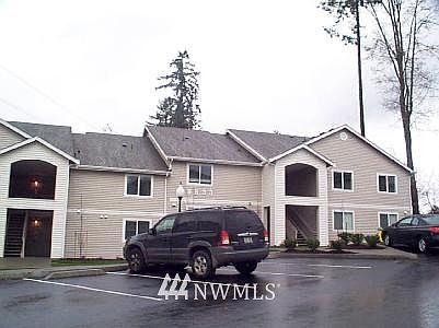 1st image of 8833 1st NE #J102