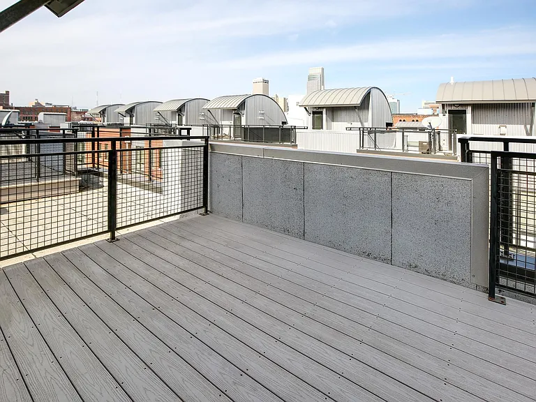 1213 Marcy Plz — Photo 18