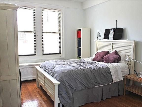 2nd image of 41 W 72nd St APT 18B
