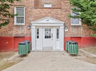 47 Point St, Yonkers, NY 10701
