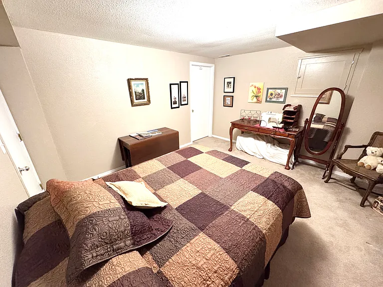 8435 Pepperridge Dr — Photo 9