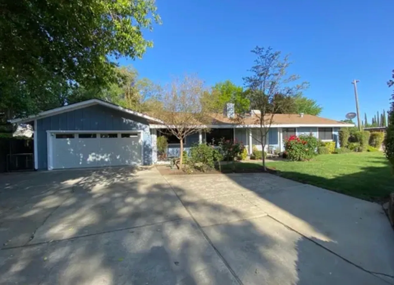 3 bed, 1592 sqft, $2,550 — Photo 1