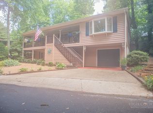 60 Pine View Rd, Newland, NC 28657