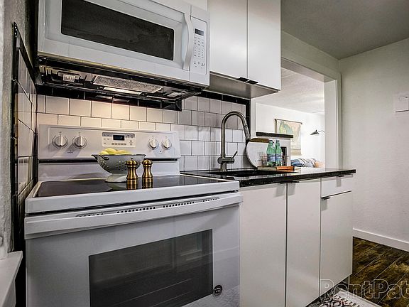 5th image of 701 Culbertson Dr #10905116