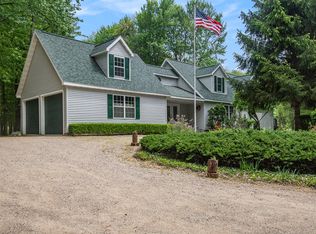 59010 26th Ave, Bangor, MI 49013