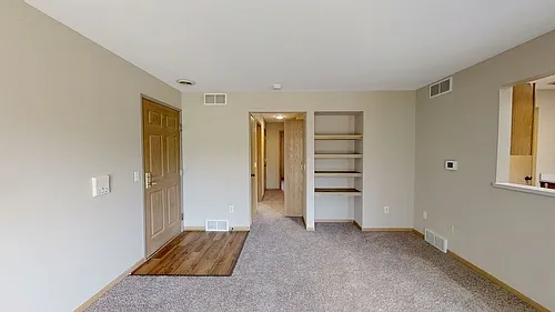 1601 Glacier Hill Dr #2 — Photo 6