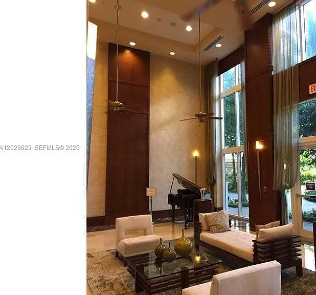 19501 W Country Club Dr #1511 — Photo 11