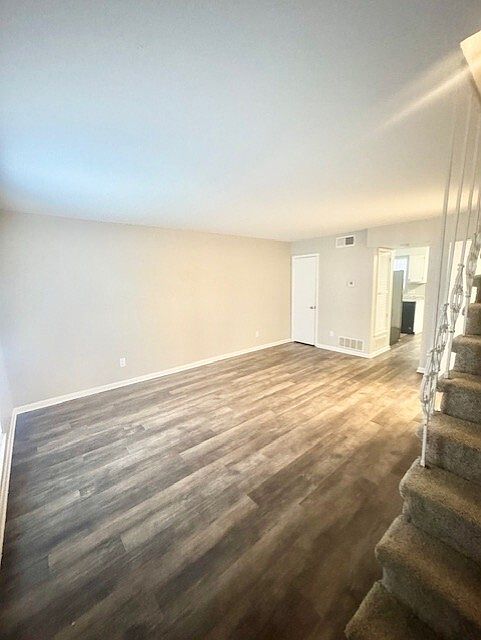 1st image of 3299B Warringwood Dr