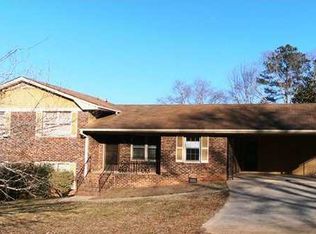 251 Timber Lake Cir, Douglasville, GA 30134