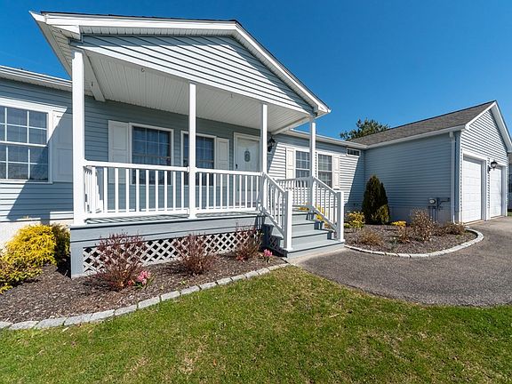 4th image of 14 Sandstone Dr