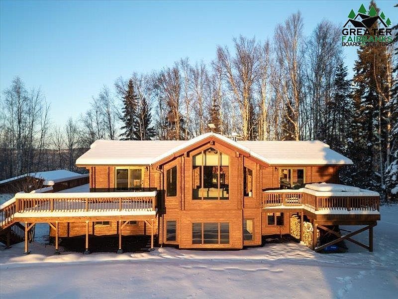 1st image of 520 Autumn Dr