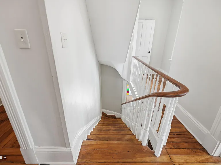 920 Pennsylvania Ave — Photo 24