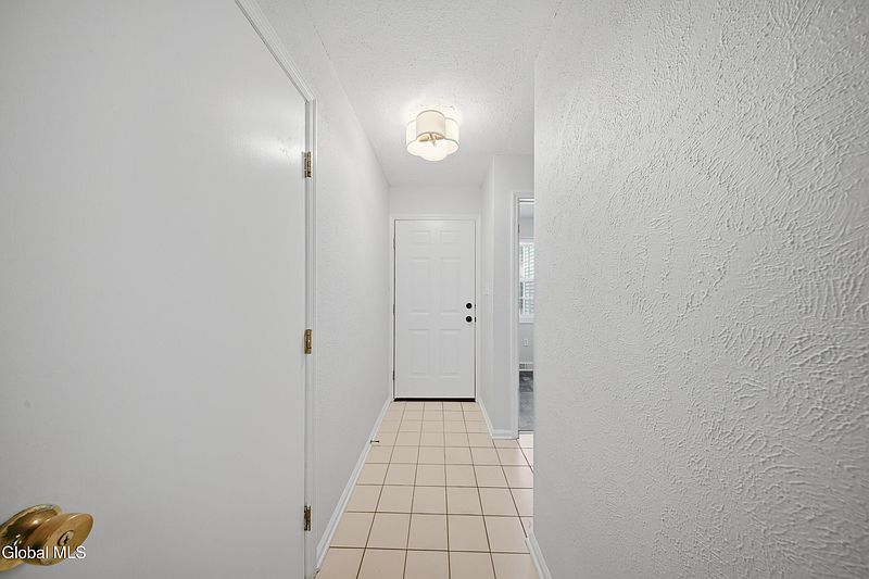 4th image of 39 Wilan Lane