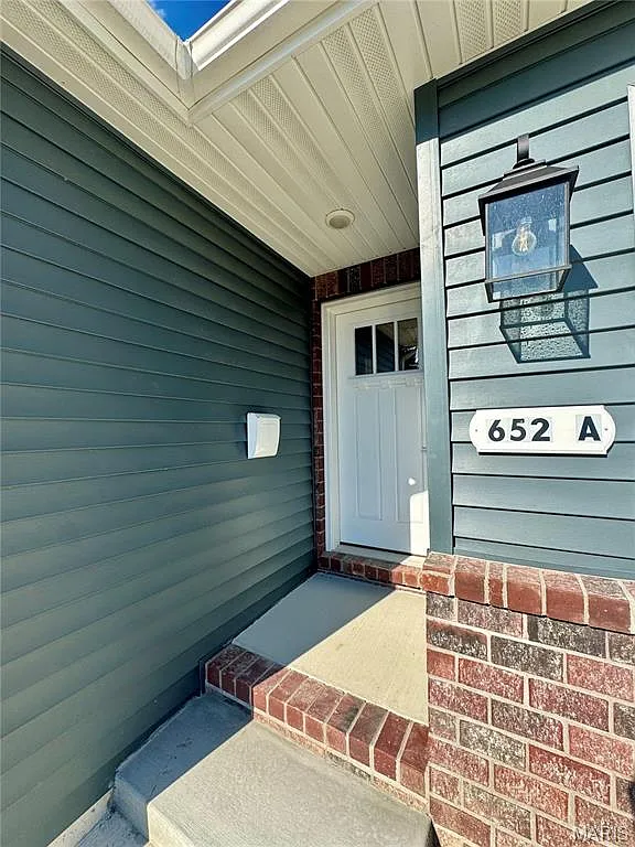 3 bed, 2710 sqft, $2,350 — Photo 4