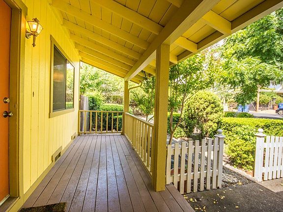 4th image of 2151 Pedroni St