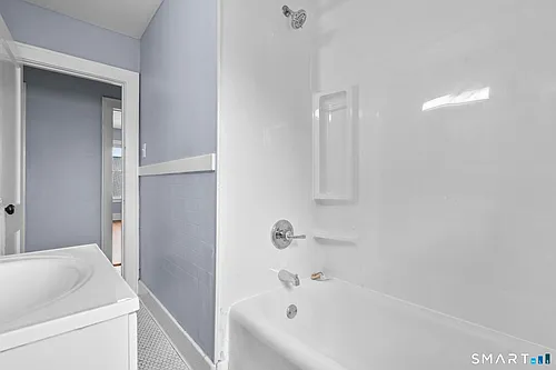 52 Jacobs St Photo 1