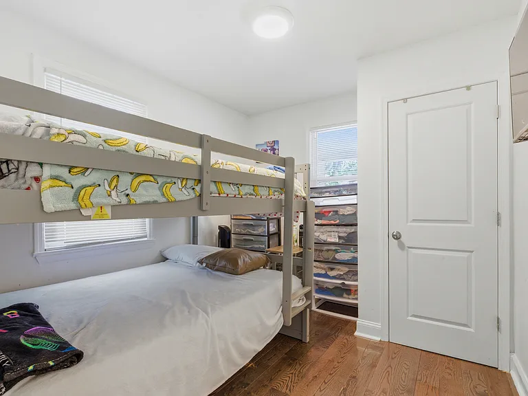 4318 Lawrence St — Photo 16